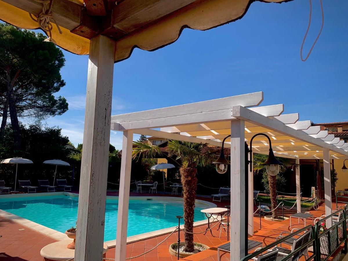 קאסטיגליונה דל לאגו Hotel Duca Della Corgna מראה חיצוני תמונה