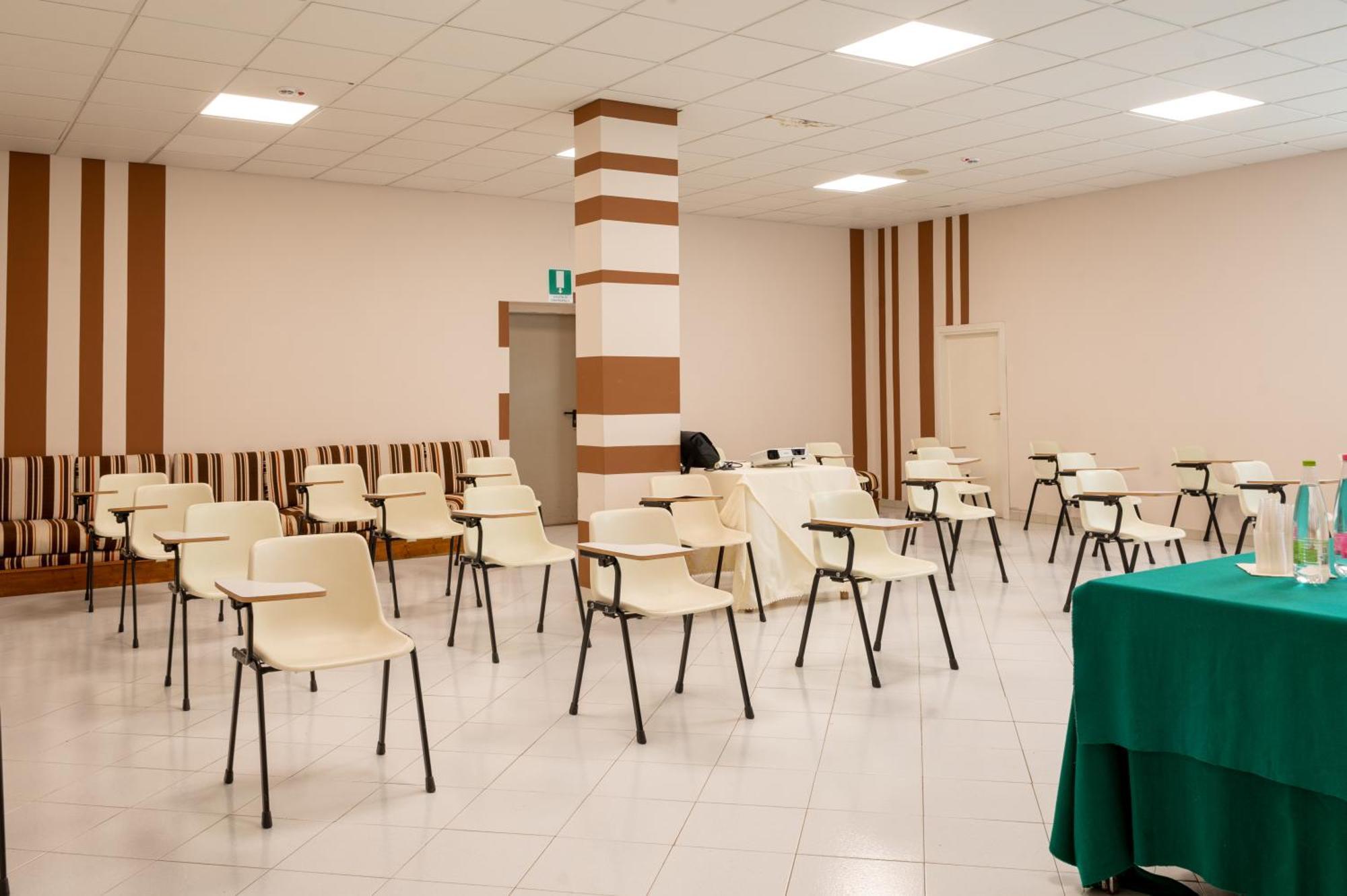 קאסטיגליונה דל לאגו Hotel Duca Della Corgna מראה חיצוני תמונה
